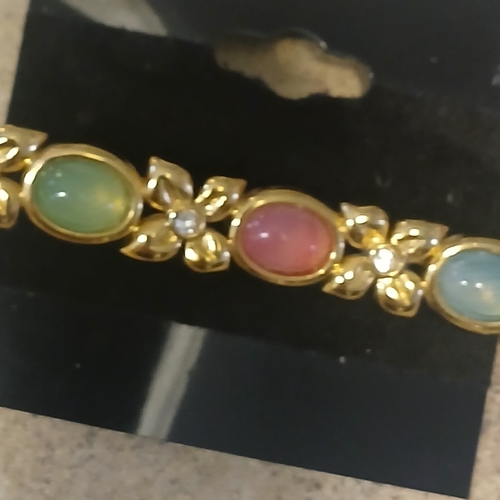 ♦️Vintage Colorful Glass Cabochon  Richelieu Brooch - Picture 5 of 9